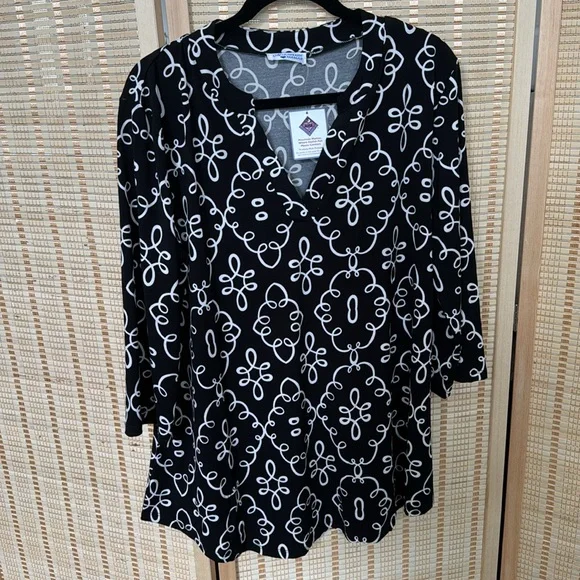 Black / White Knit Tunic XXL - Picture 4 of 6